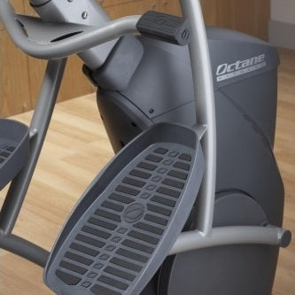 Octane Fitness xRide xR6 Seated Elliptical (New)